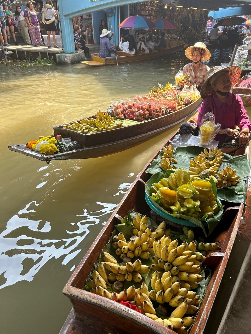 Van service around Thailand