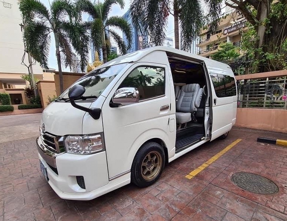 Van service Bangkok
