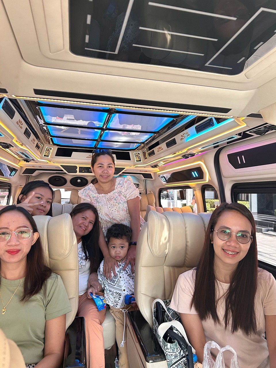 Van service Bangkok