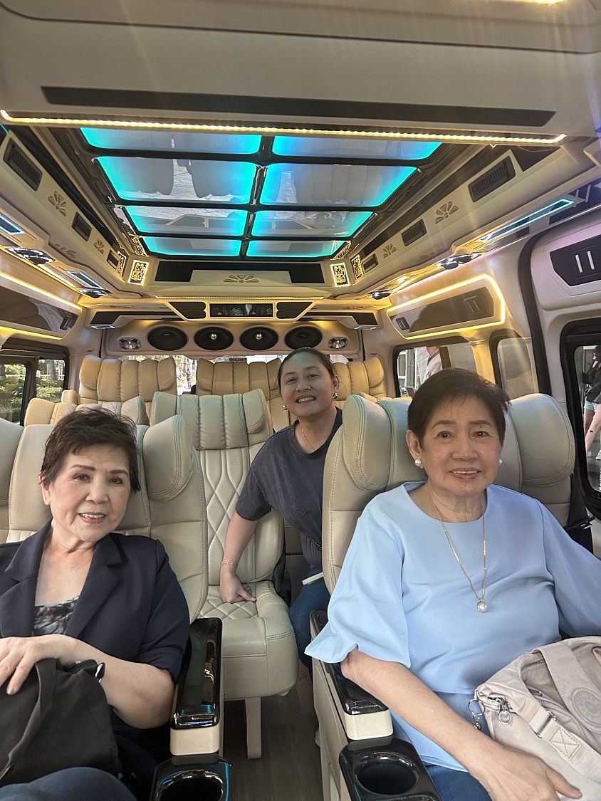 Bangkok van rental with driver